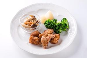 鶏のからあげ惣菜セット(1食)